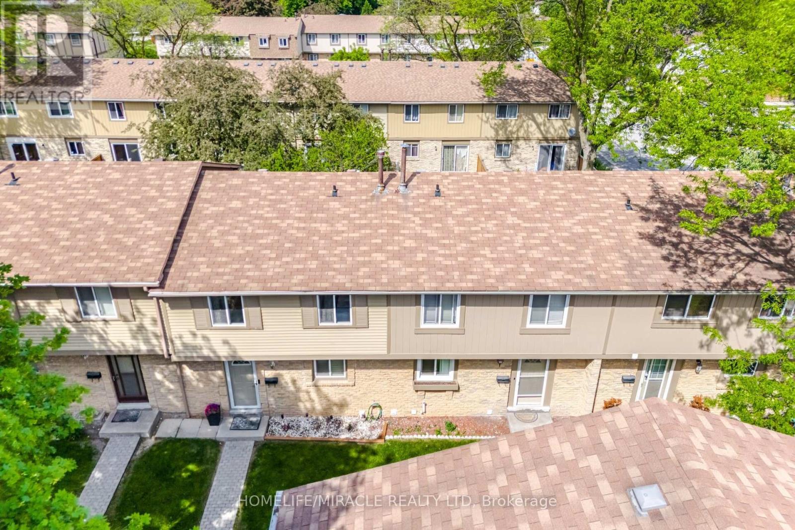 #16 57 HANSEN ROAD N - 46