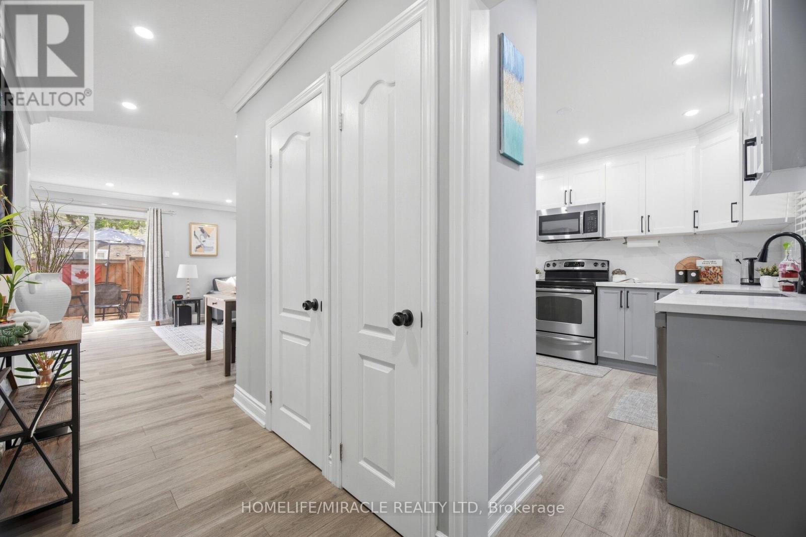 #16 57 HANSEN ROAD N - 6