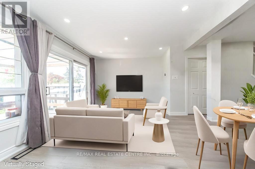 12 GREENHILLS SQUARE - 14