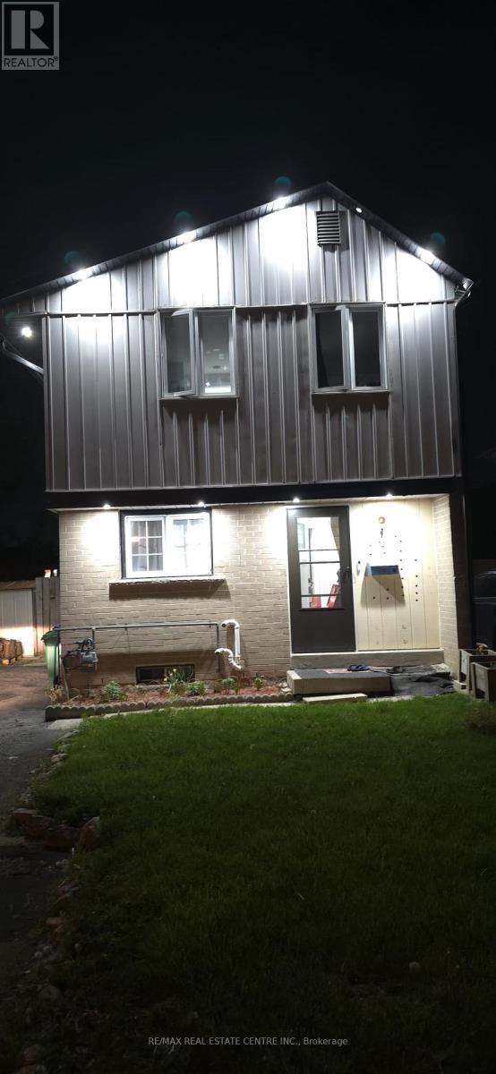 12 GREENHILLS SQUARE - 5