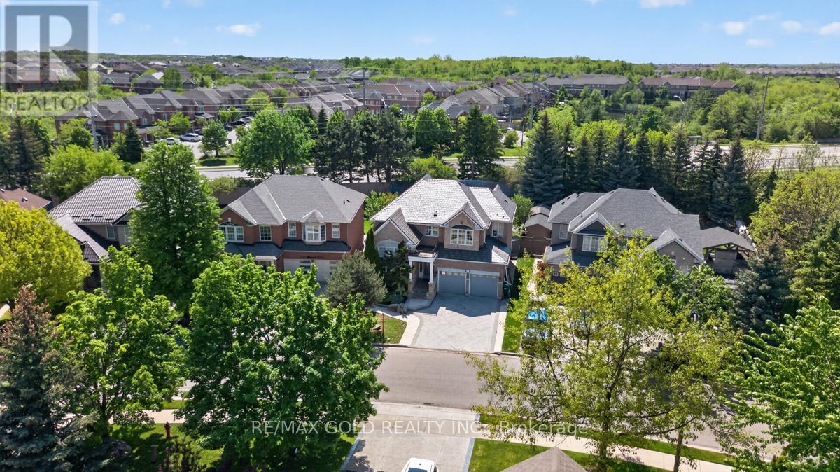 61 WHITWELL DRIVE - 5