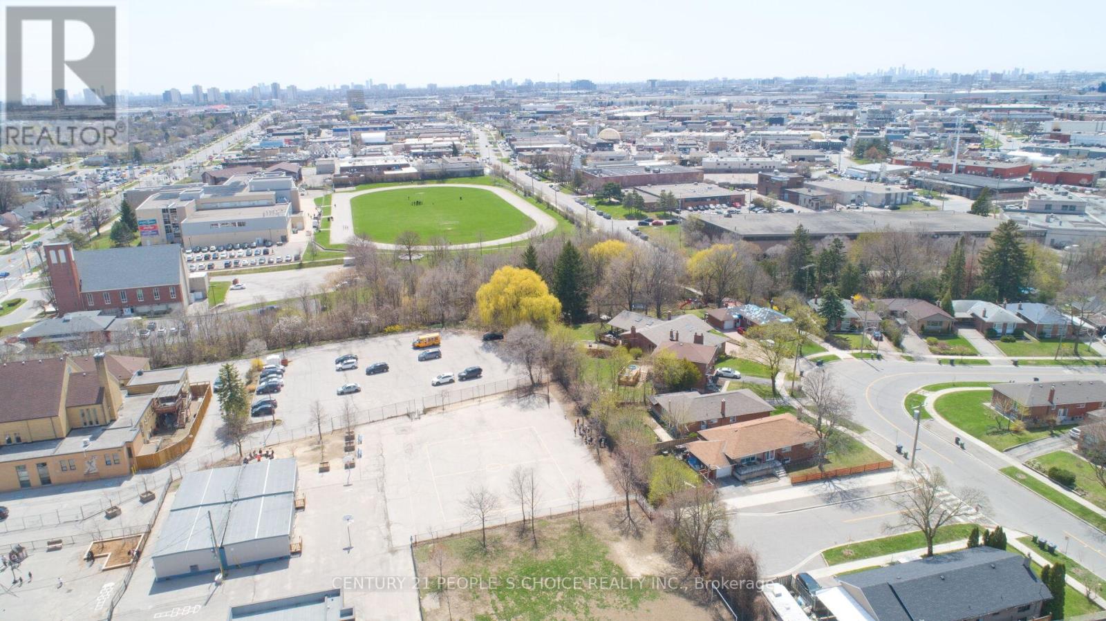 50 JEFFCOAT DRIVE - 43