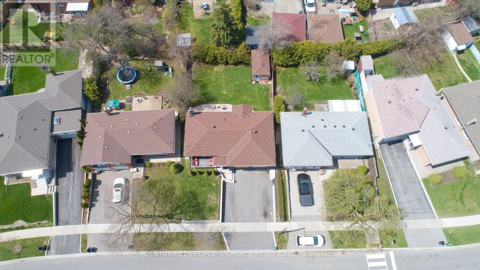 50 JEFFCOAT DRIVE - 46