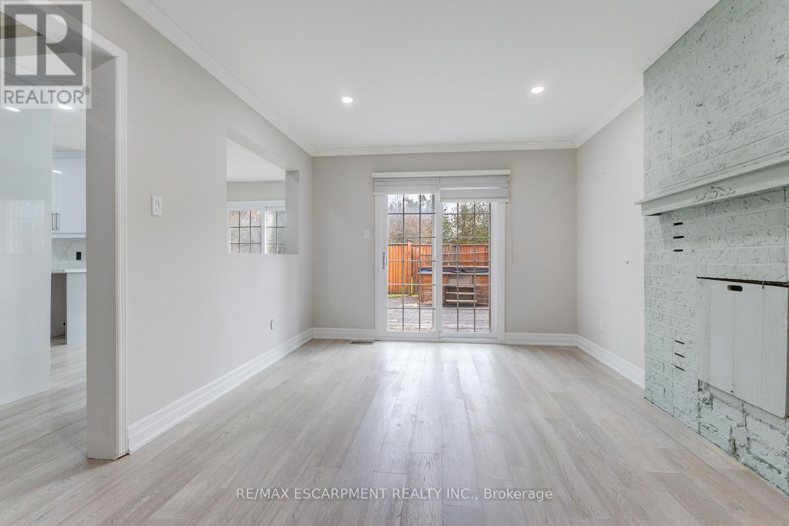 18555 HURONTARIO STREET - 10