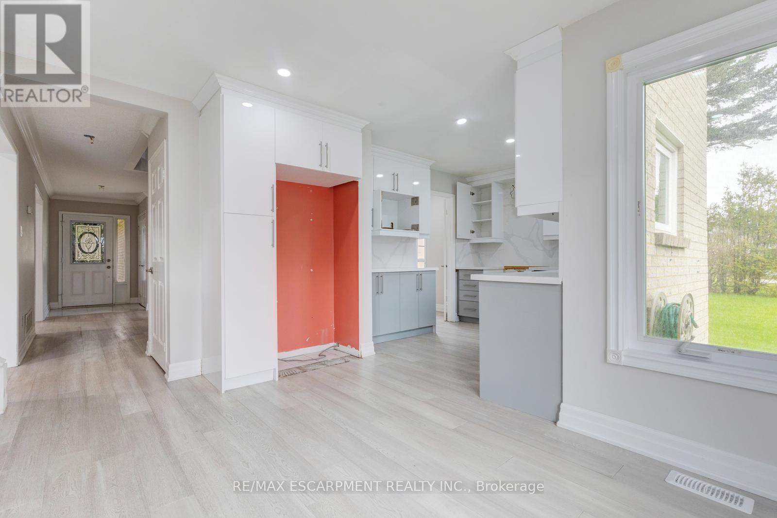 18555 HURONTARIO STREET - 14