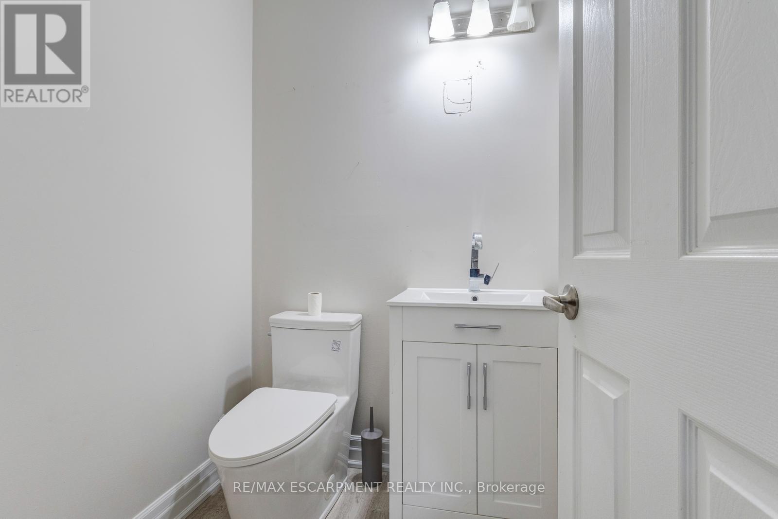 18555 HURONTARIO STREET - 20