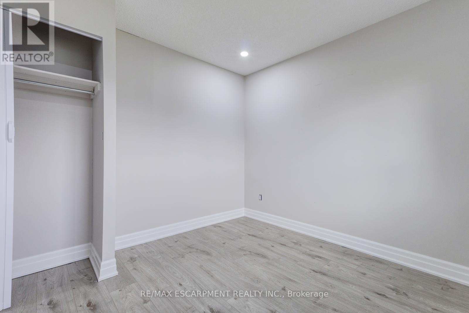 18555 HURONTARIO STREET - 37