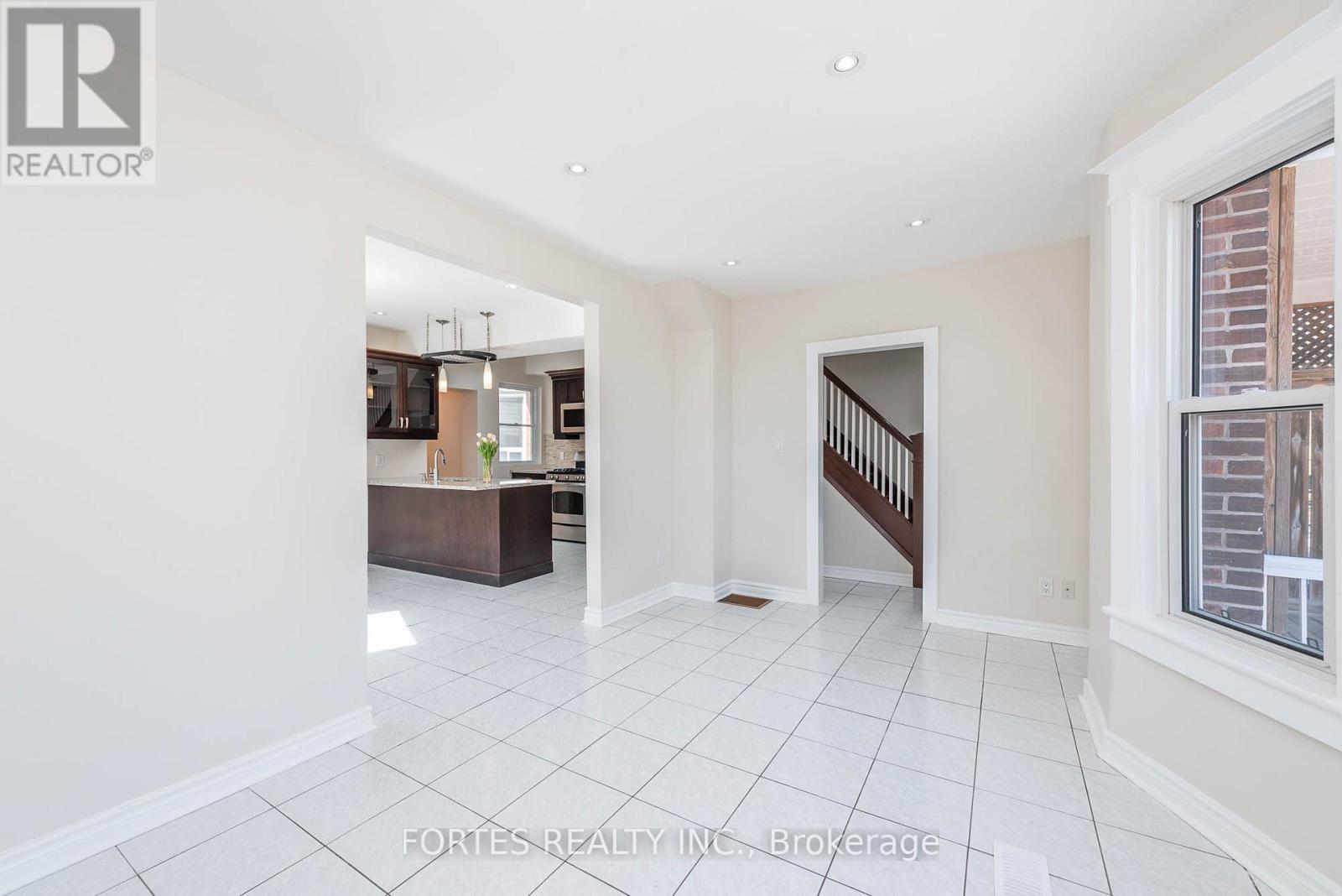 8 SPRING GROVE AVENUE - 5
