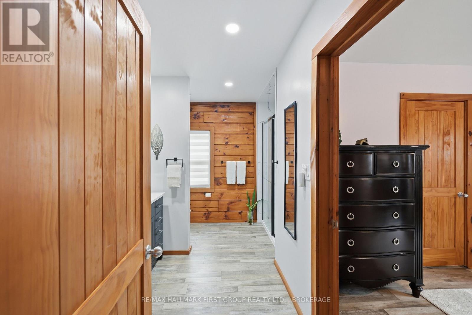 2723 DESERT LAKE ROAD - 20