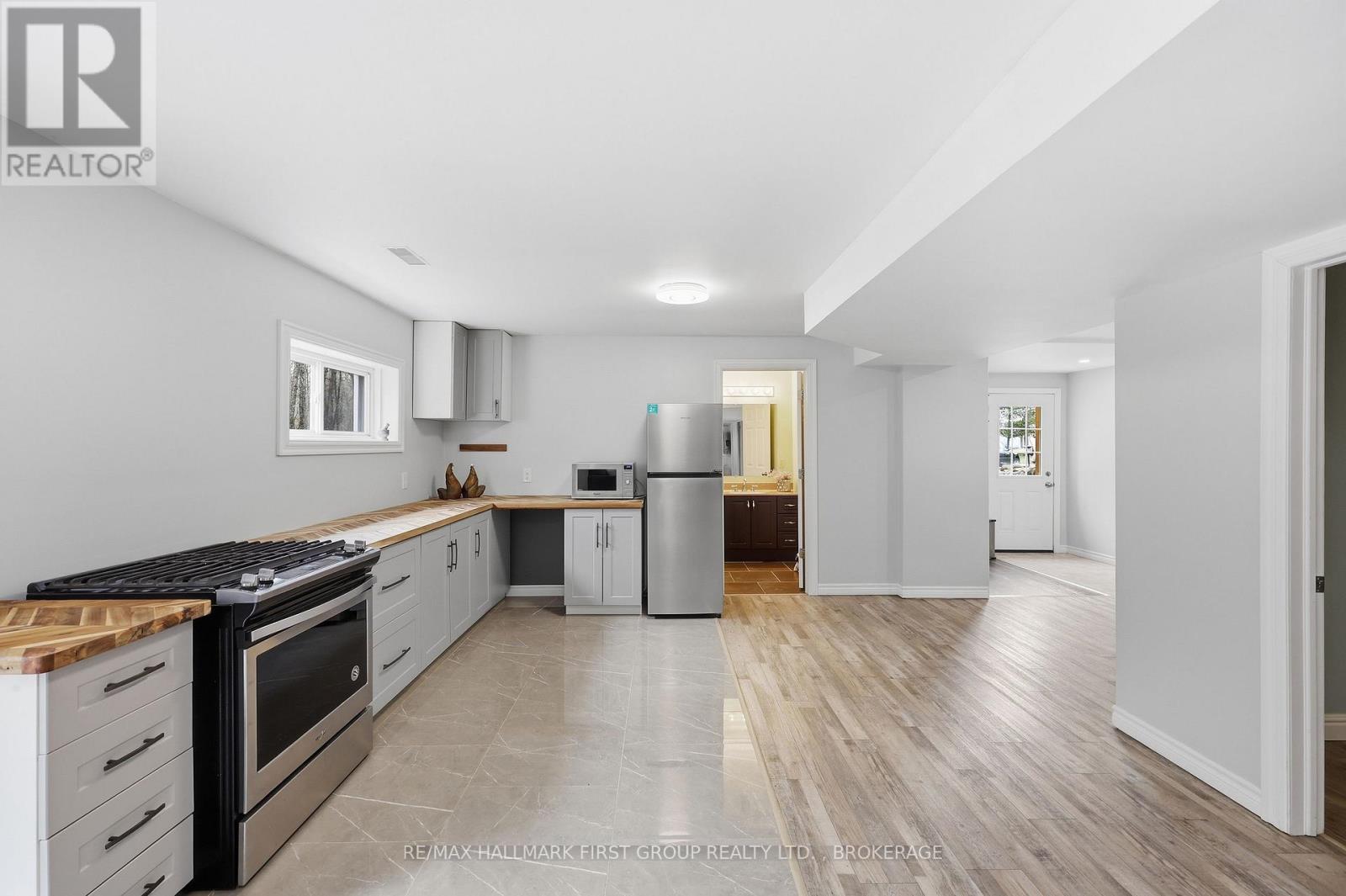 2723 DESERT LAKE ROAD - 27