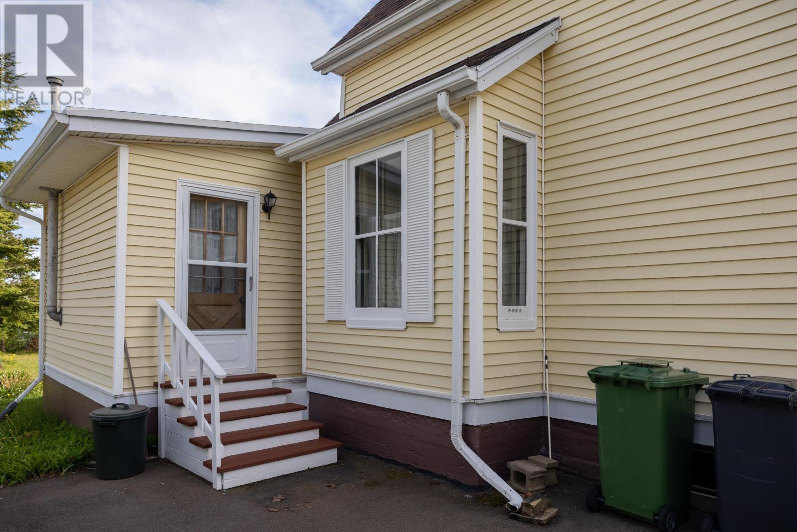 94 Highland Avenue - 40