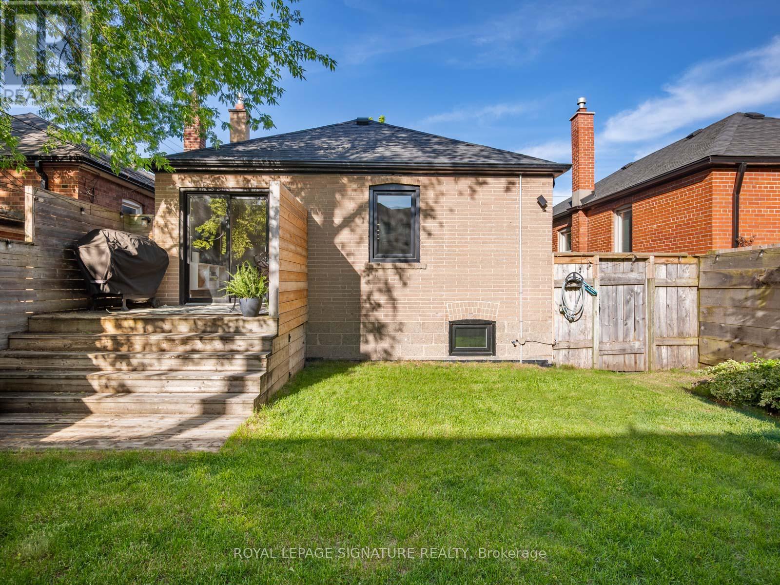 316 BLANTYRE AVENUE - 43