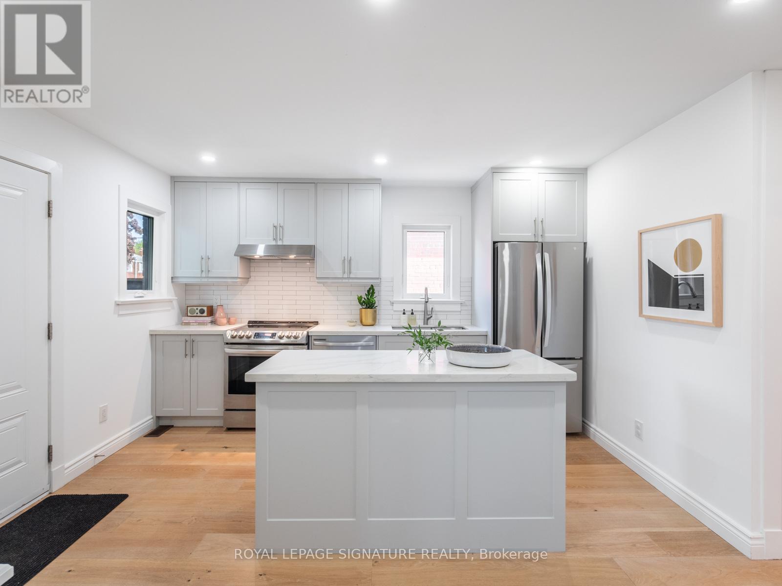 316 BLANTYRE AVENUE - 5