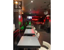 000 - 521 Danforth Avenue, Toronto, ON M4K1P7 Photo 6