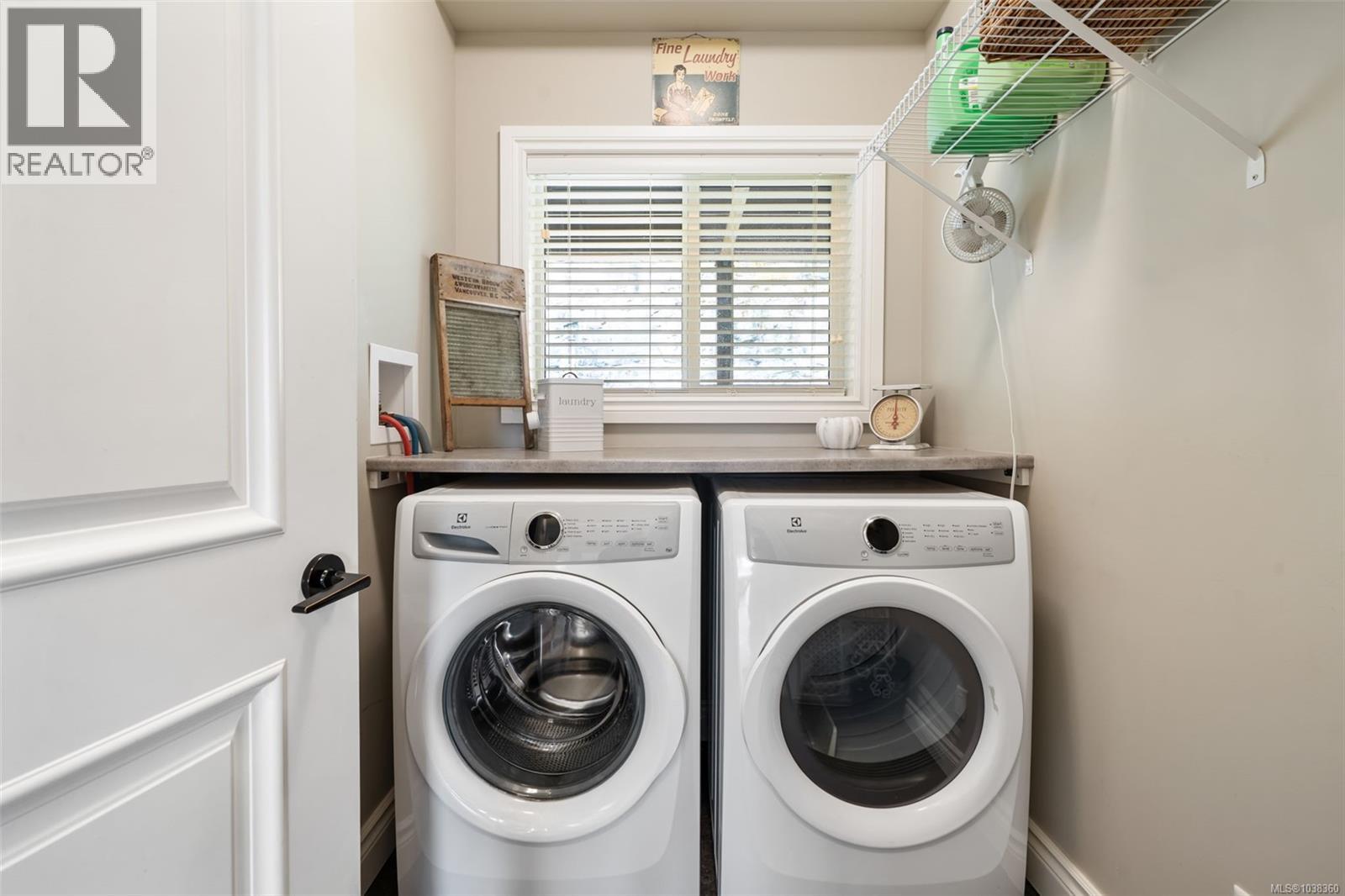 3479 Ambrosia Cres - 17
