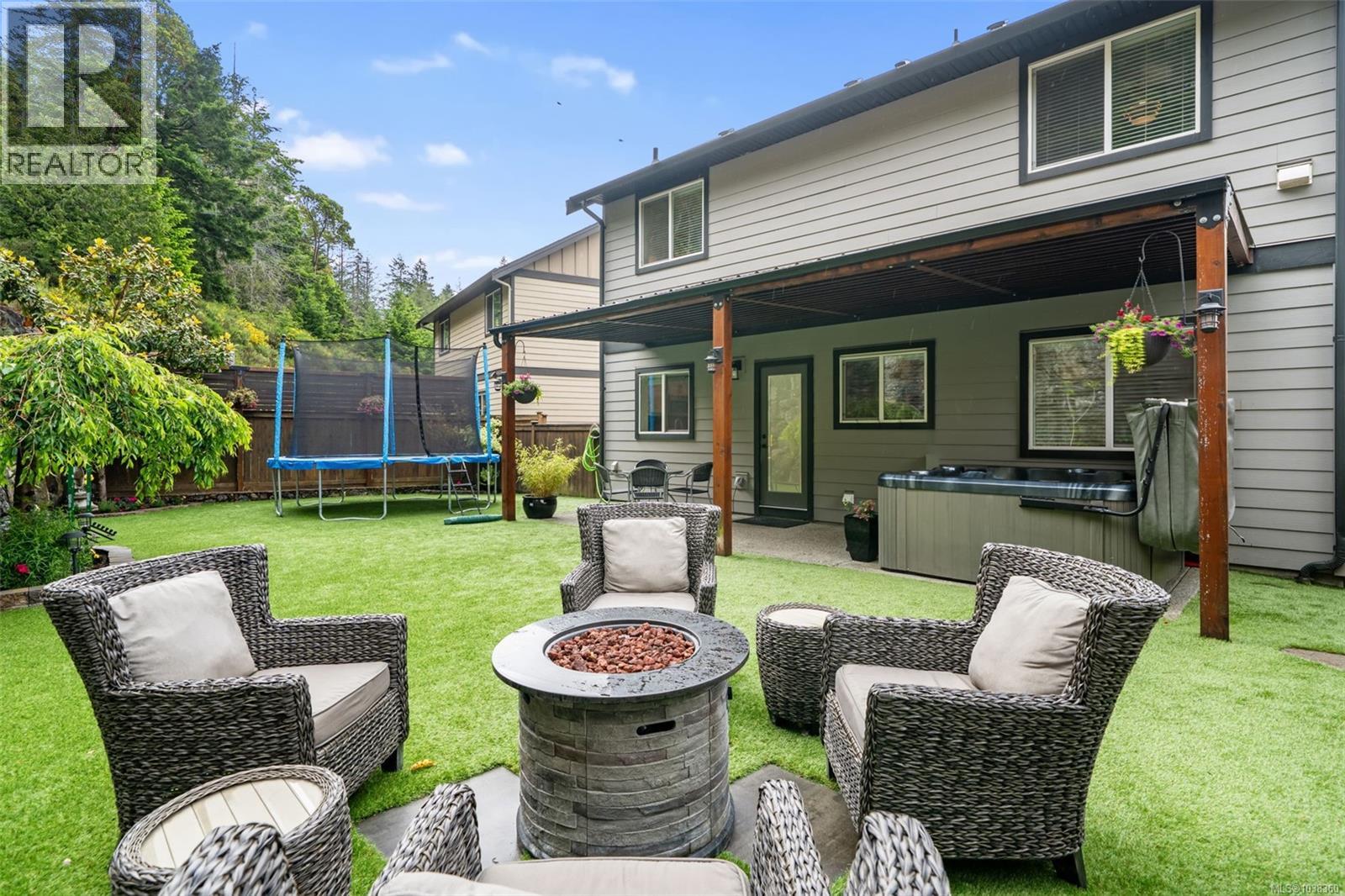 3479 Ambrosia Cres - 36