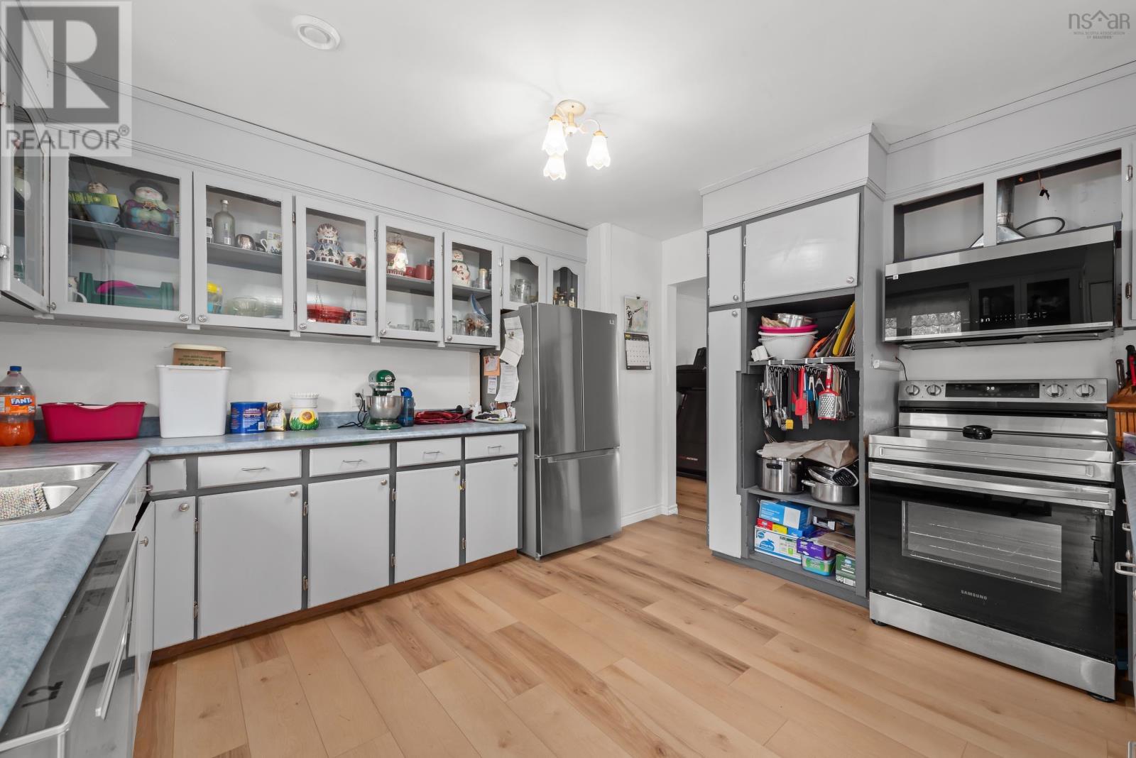 Property 36 of 36 of 37 Beech Brook Road