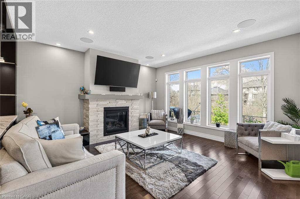 349 MASTERS Drive - 22