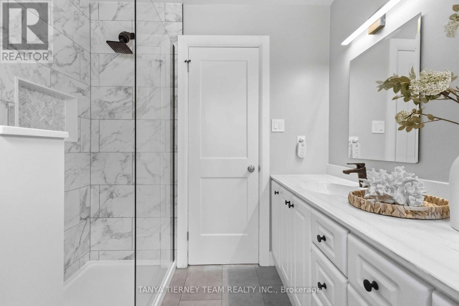 1180 LAKERIDGE ROAD - 27