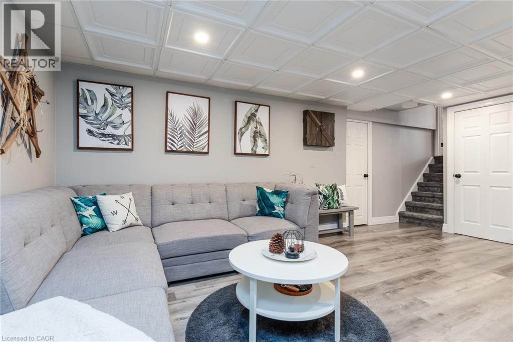 11 WENDY Crescent - 30