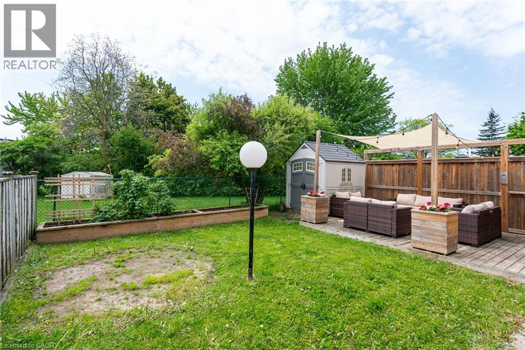 11 WENDY Crescent - 33