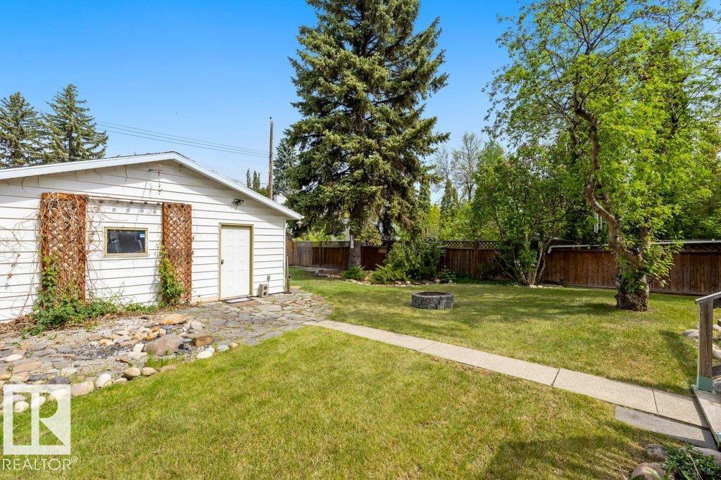 13056 SHERBROOKE AV NW - 34