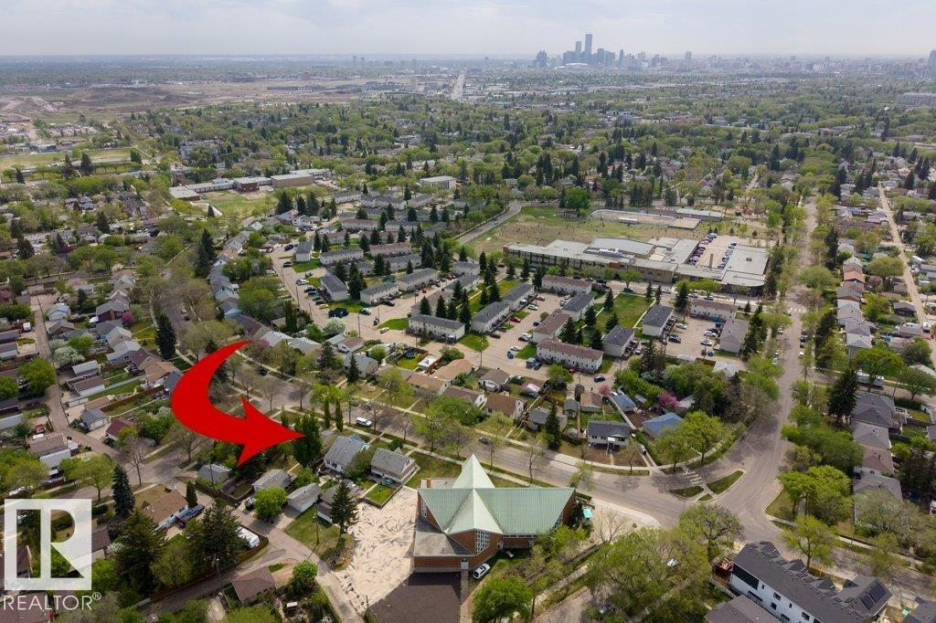 13056 SHERBROOKE AV NW - 51