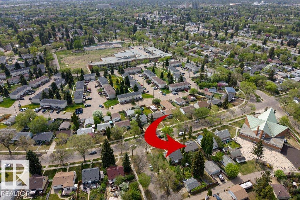 13056 SHERBROOKE AV NW - 54