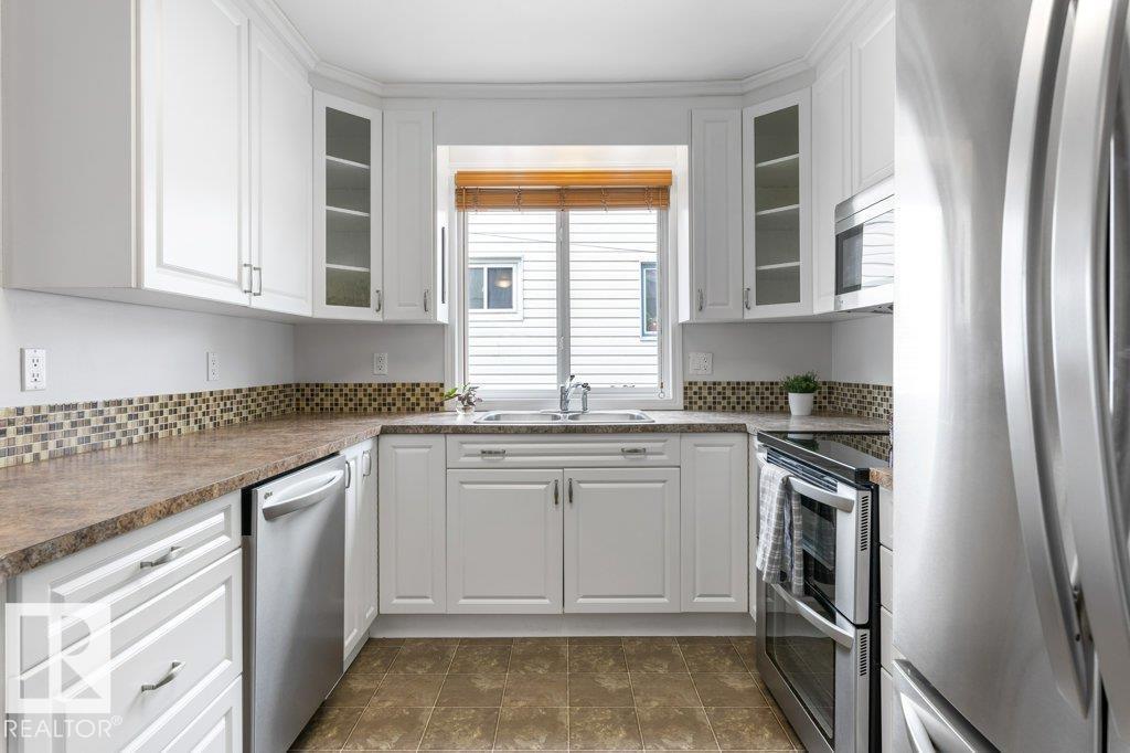 13056 SHERBROOKE AV NW - 8