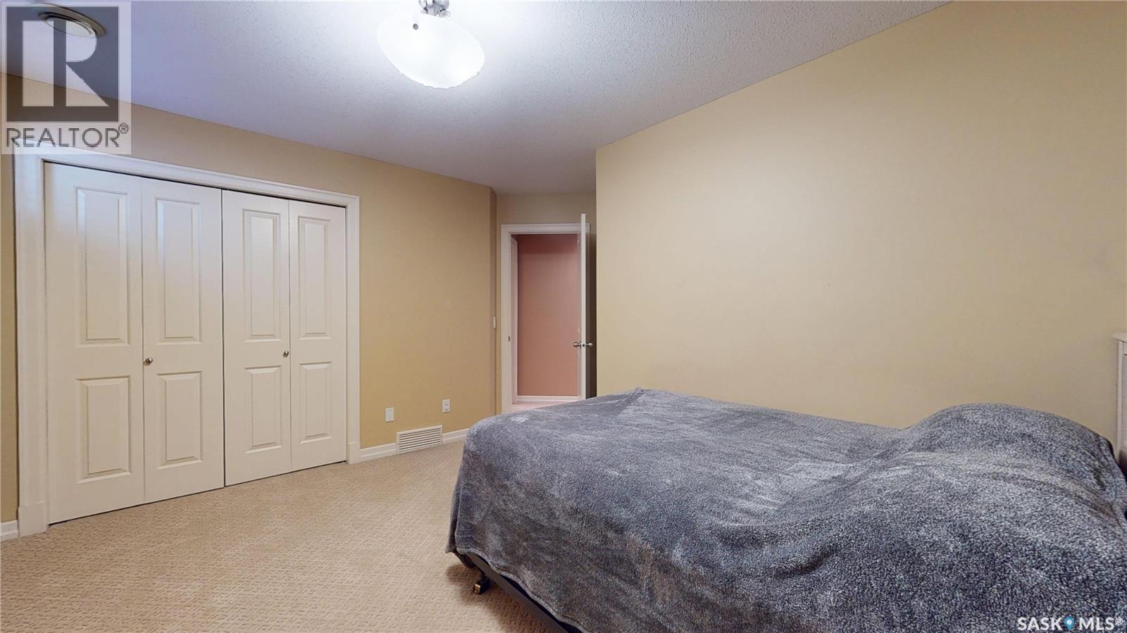 1538 Lakeridge DRIVE N - 54
