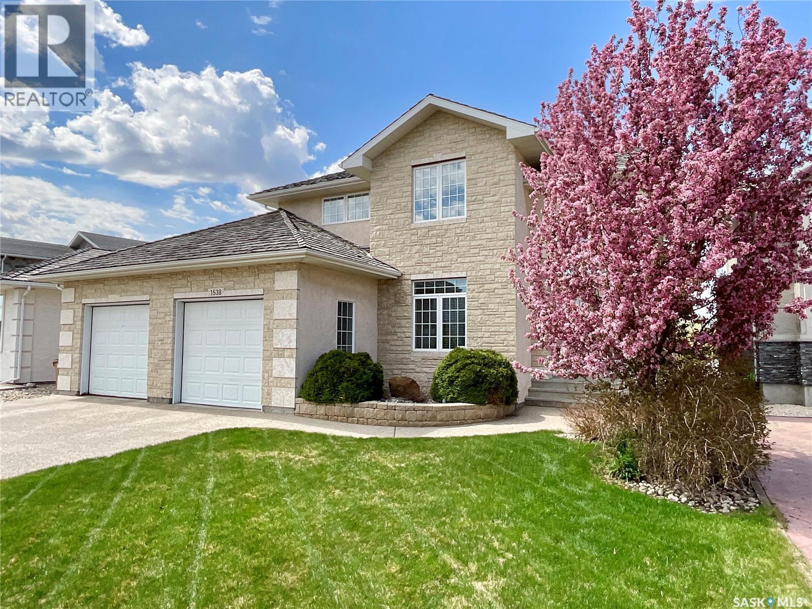 1538 Lakeridge DRIVE N - 64