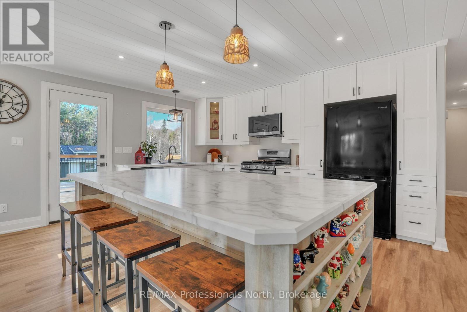 79 MAINHOOD ROAD - 16