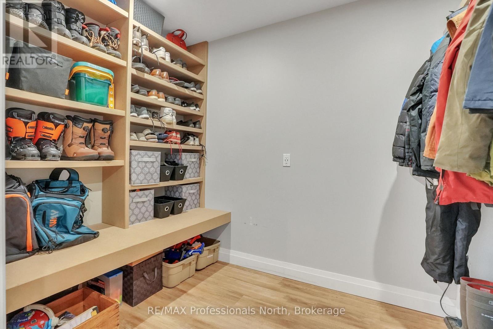 79 MAINHOOD ROAD - 38
