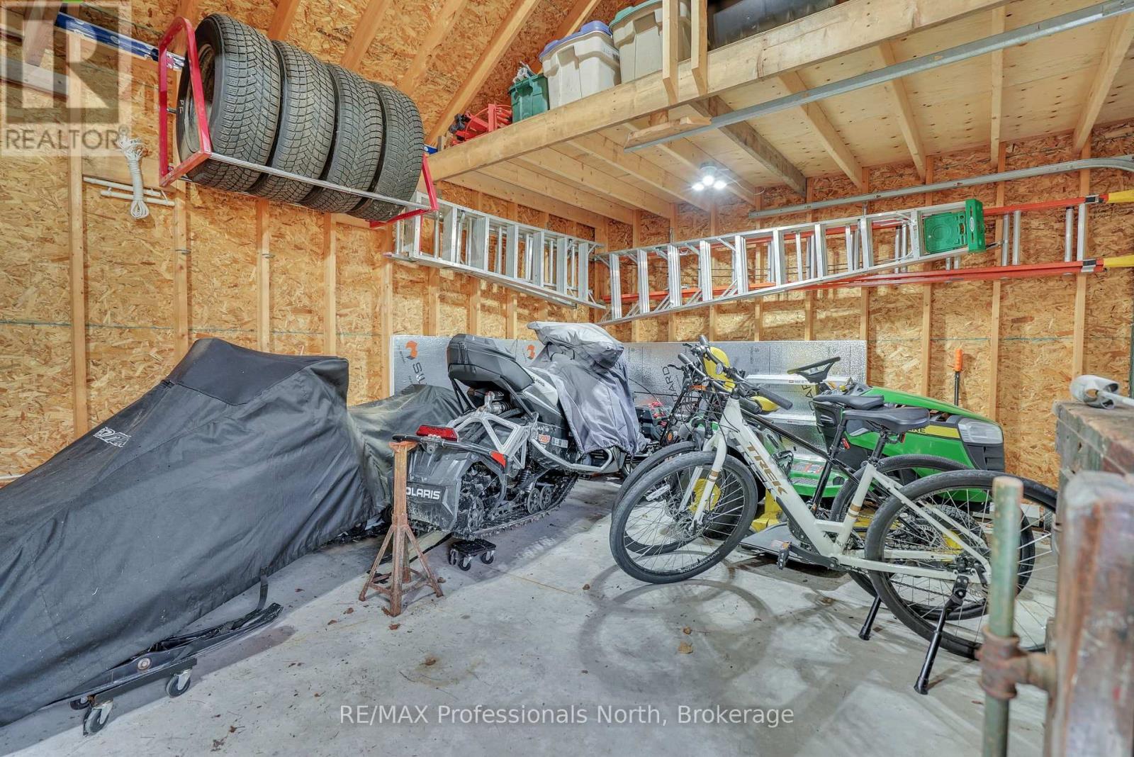 79 MAINHOOD ROAD - 45