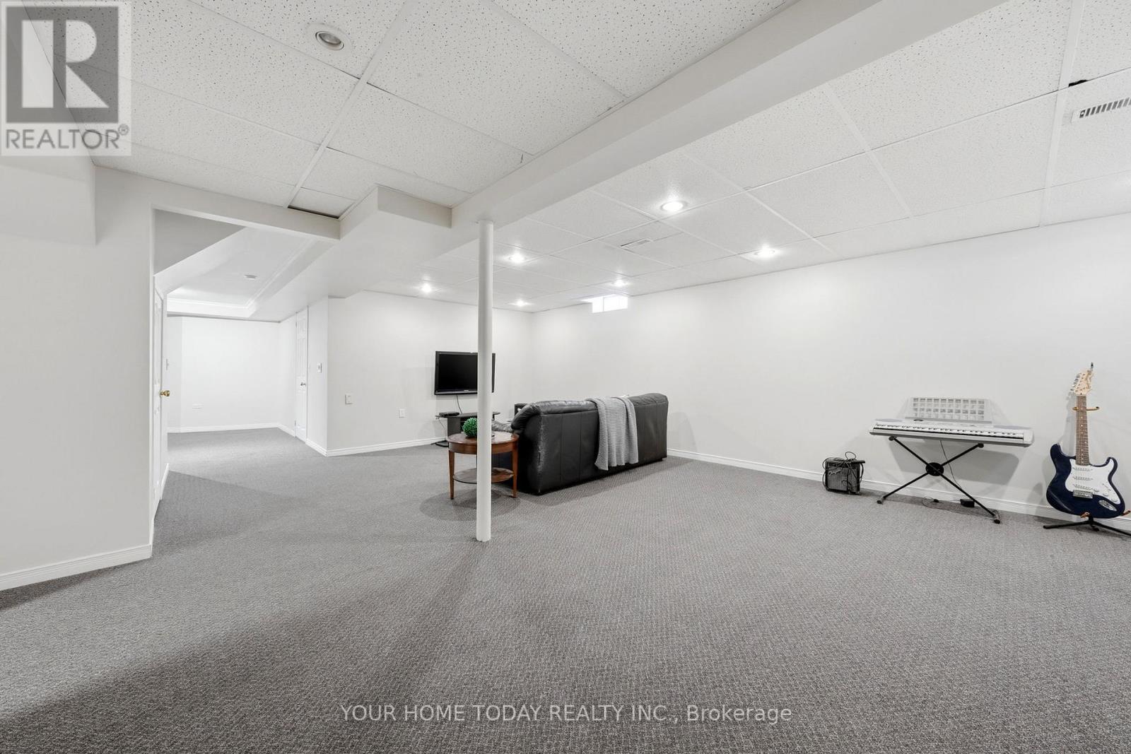5 CURRY CRESCENT - 29