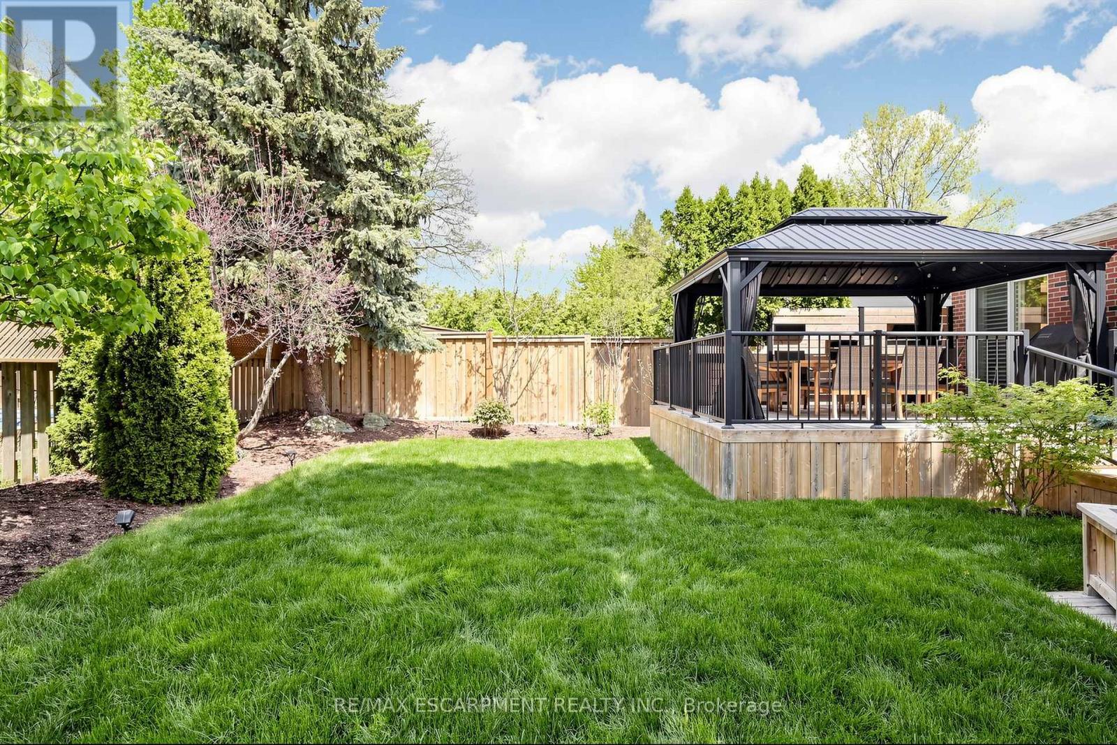 1365 ESTER DRIVE - 40