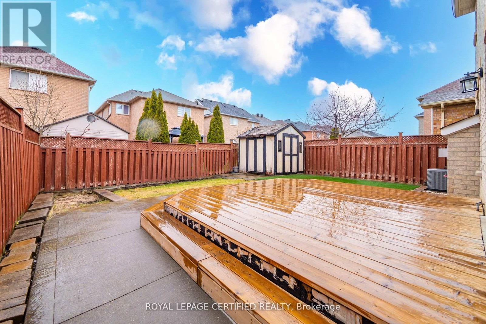 643 GARDEN WALK - 50