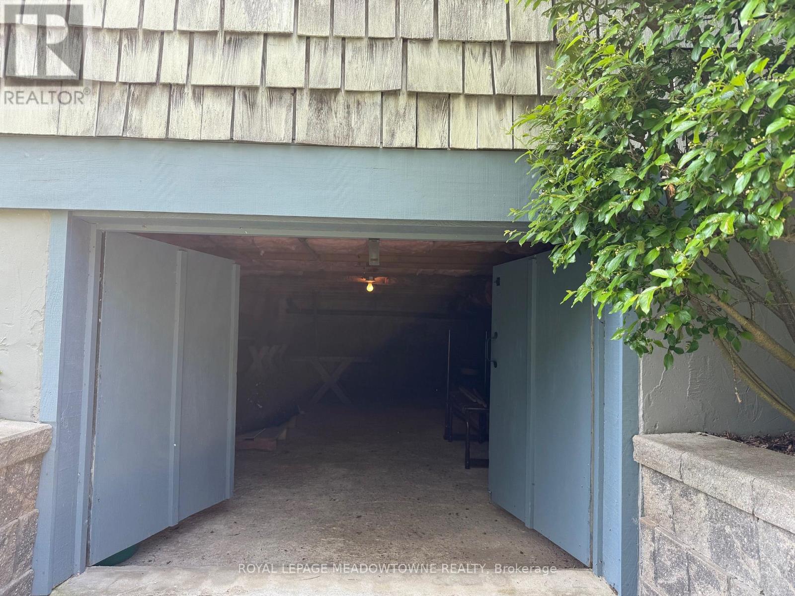 13250 27 SIDE ROAD - 28
