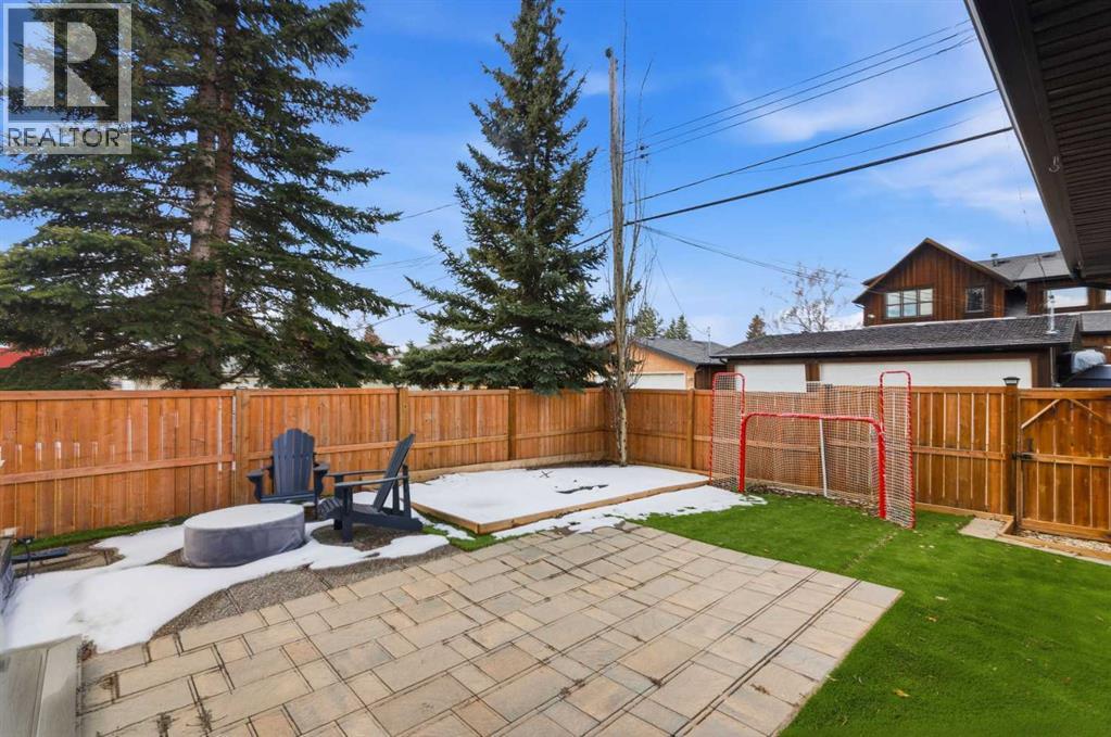 5927 34 Street SW - 44