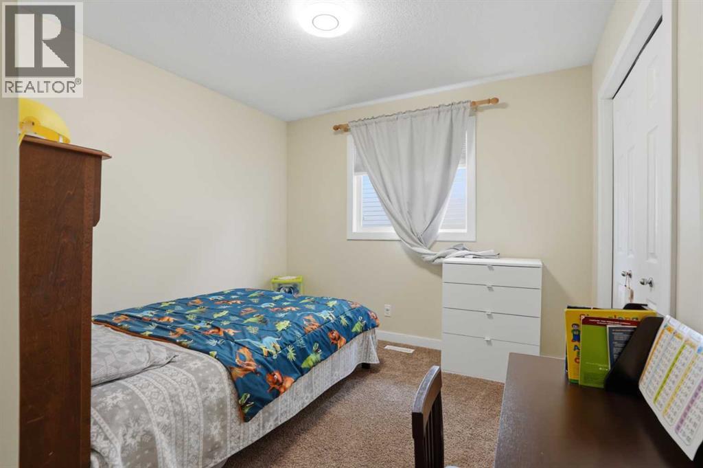 44 Westridge Crescent - 34