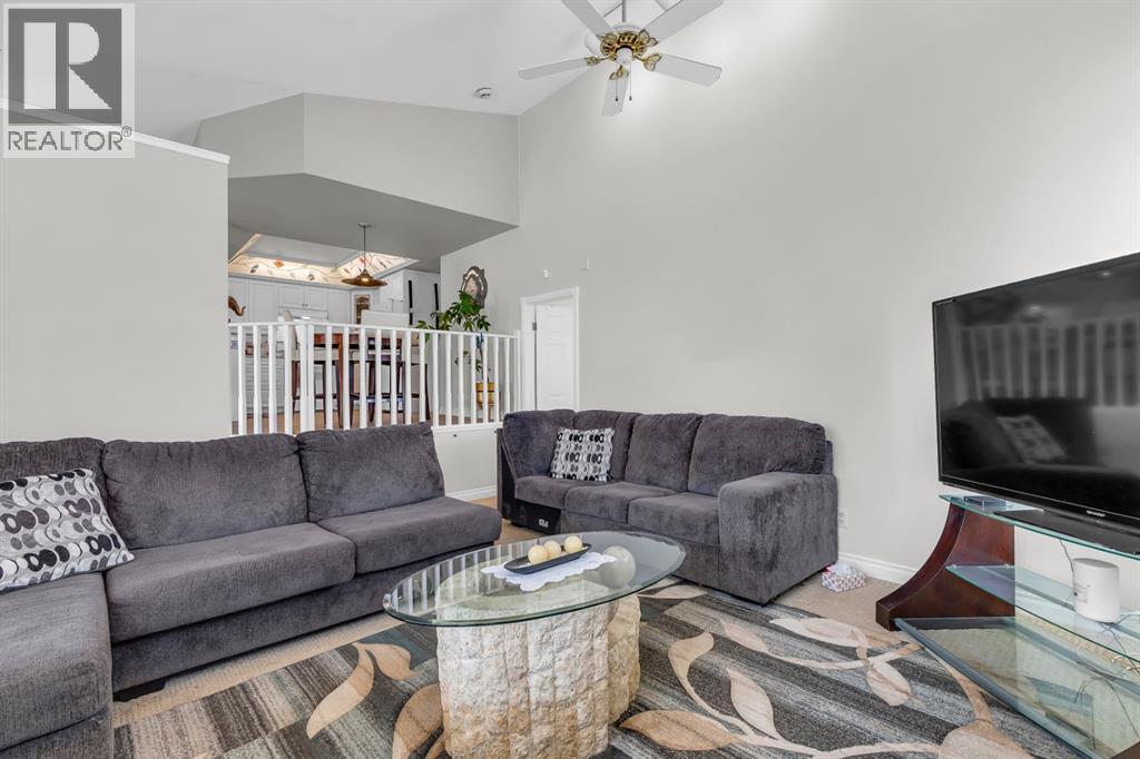 1811 13 Avenue NW - 14