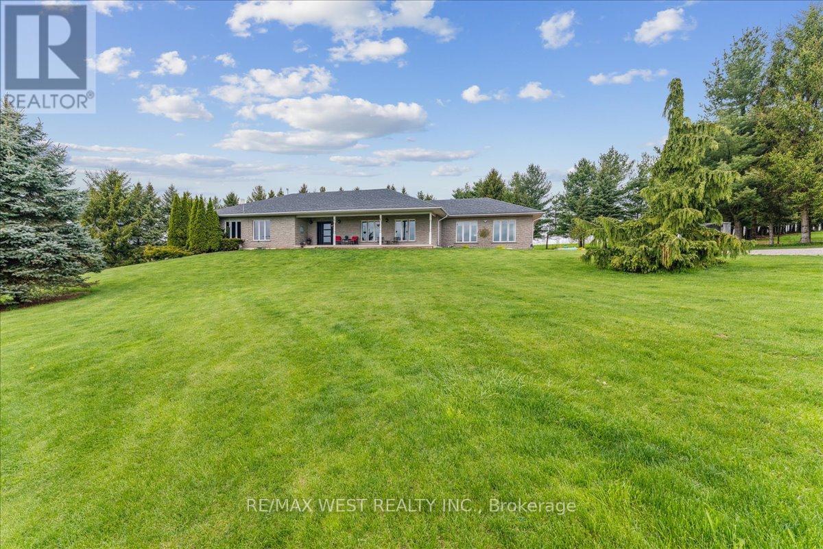 331 MOUNTSBERG ROAD - 12