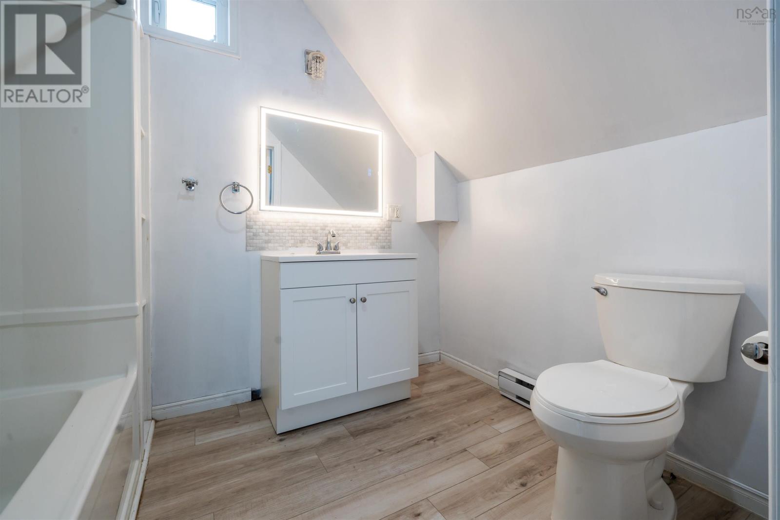 Property 32 of 44 of 57A/57B High Street