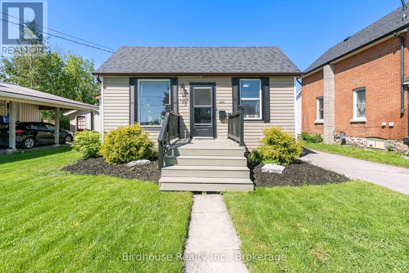 195 WILLIAM STREET N - 5