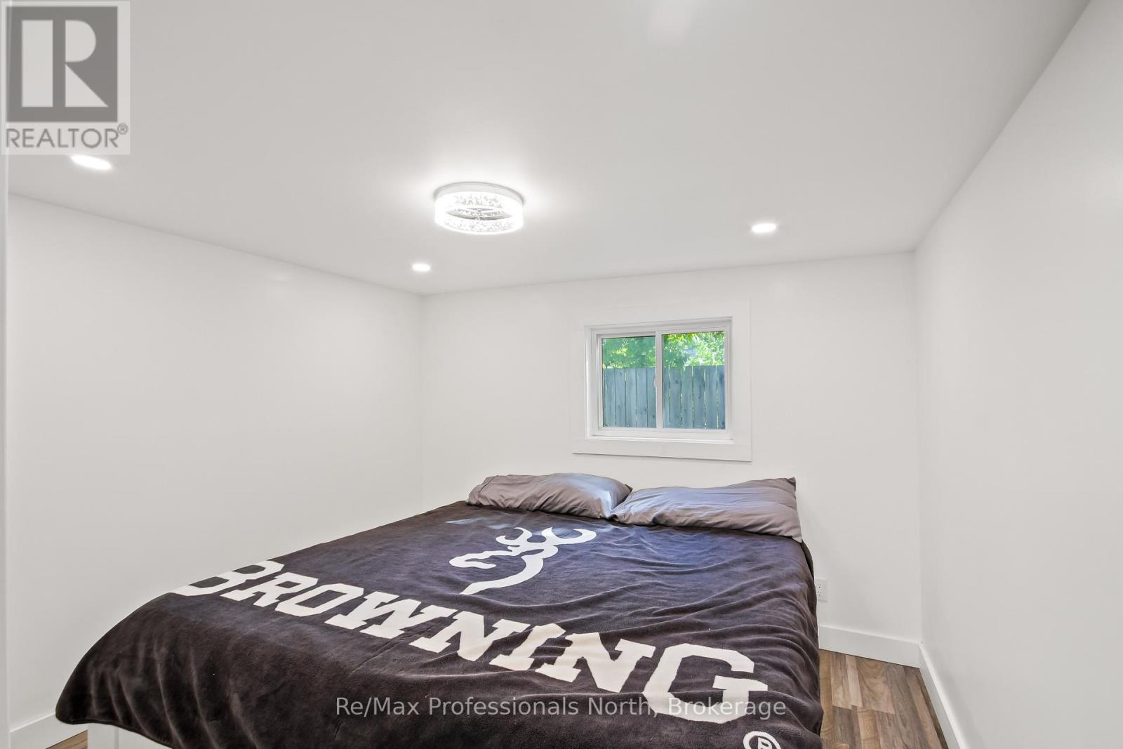 550 PINEDALE ROAD - 10