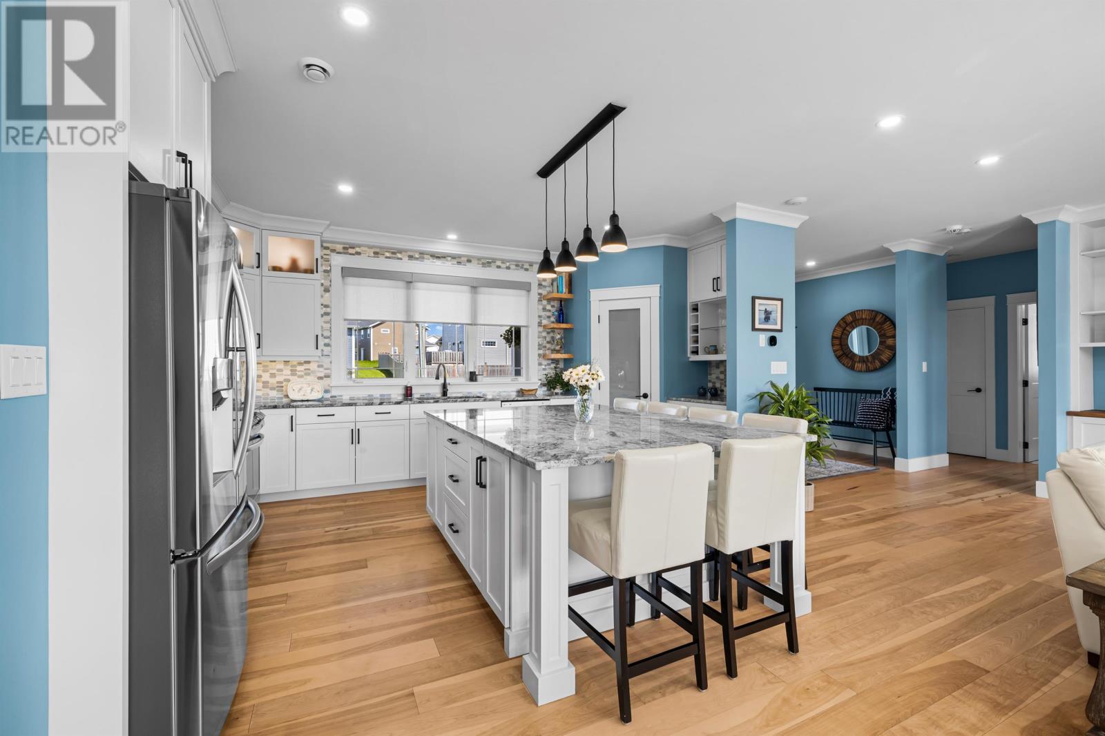 157 Essex Crescent - 10