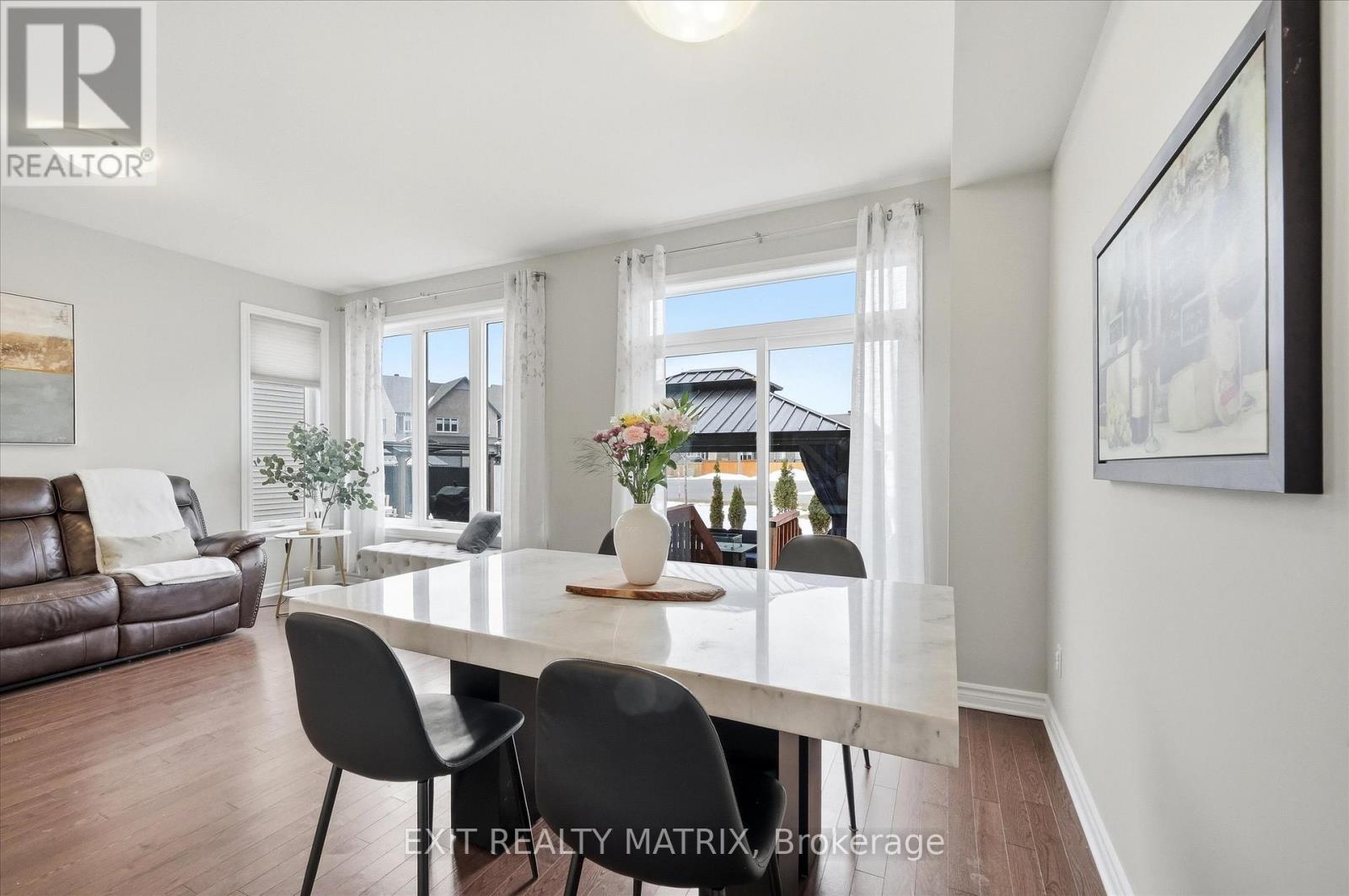 23 DUNCANVILLE STREET - 12
