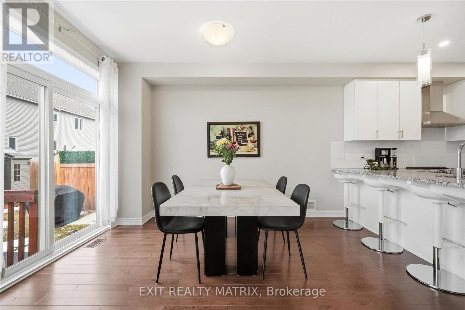 23 DUNCANVILLE STREET - 13