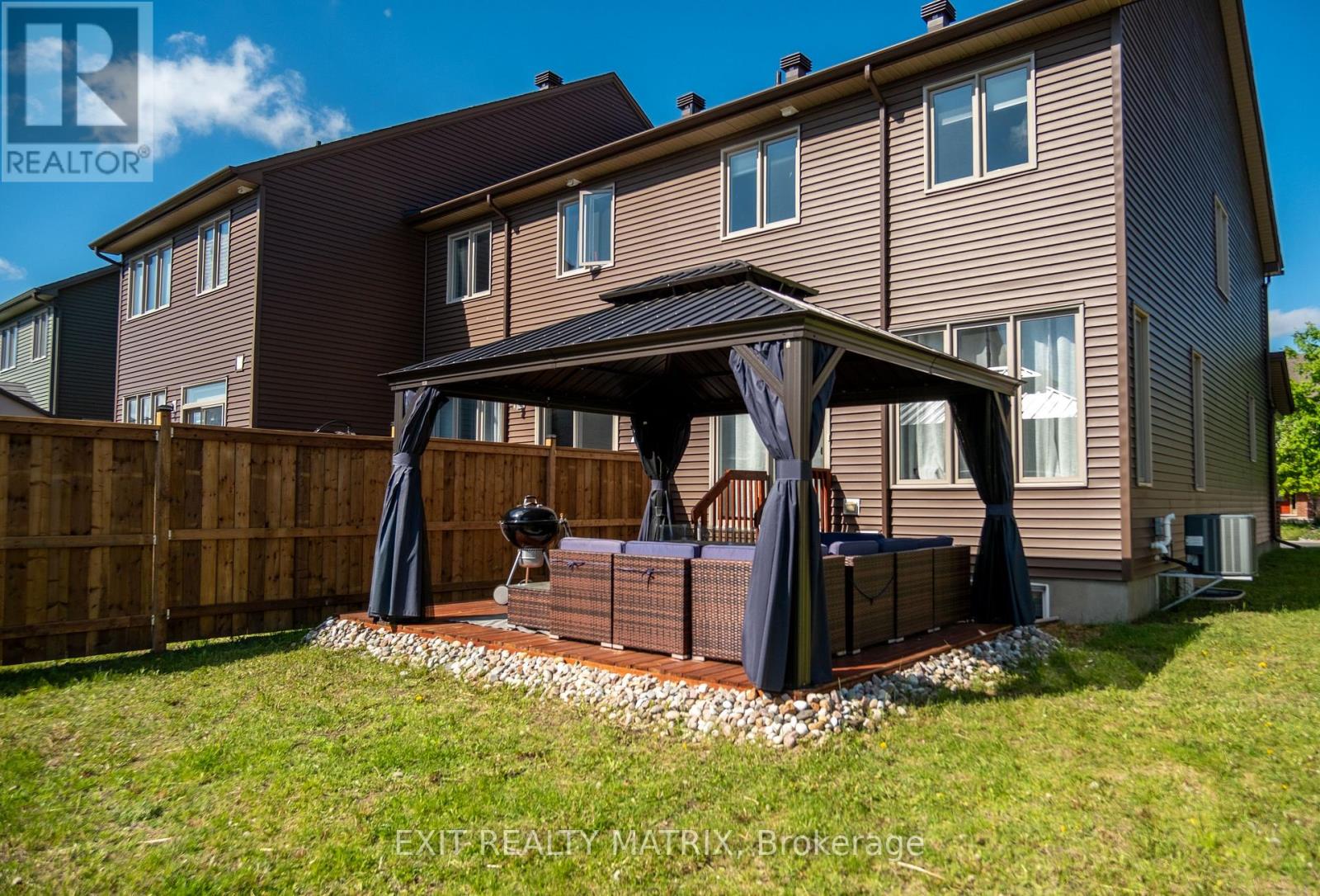 23 DUNCANVILLE STREET - 35