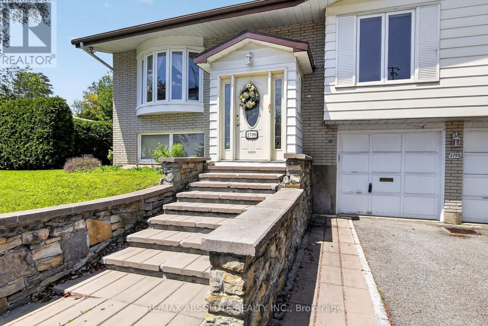 2799 DUMAURIER AVENUE - 4